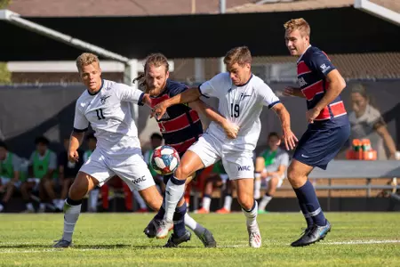 Tete and Nik Battle Zags