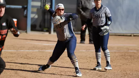 Nicole Stark Throw SideArm