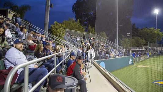crowd atmosphere generic Totman Stadium