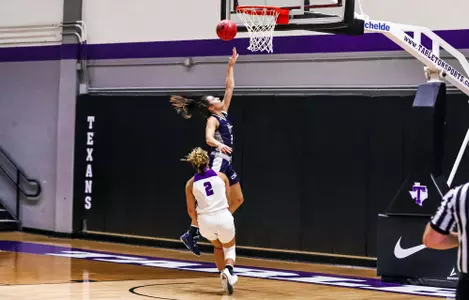 Nicole vs Tarleton State