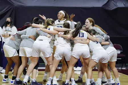 WBB Huddle Generic