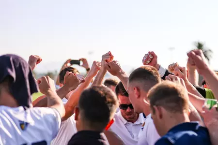 2021 MSoc Post Game Huddle