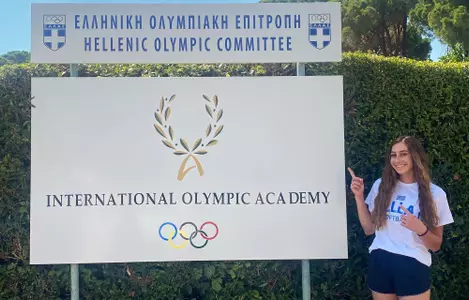 Molly Greek Training Sign