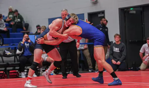 Dayne Battling