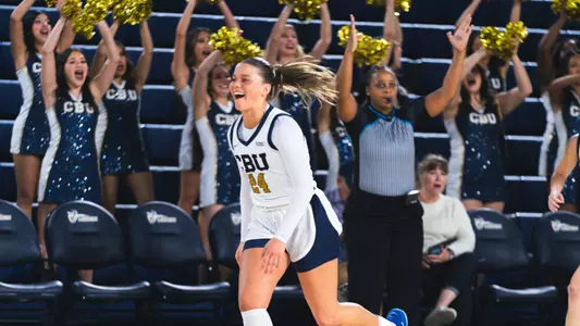 Khloe Lemon Smile On Court