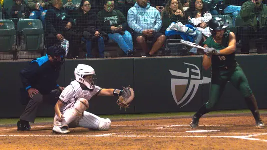 Val catching vs Hawaii