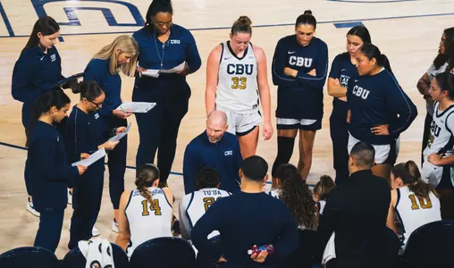 WBB Team Huddle