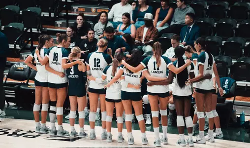 Team Huddle vs NAU