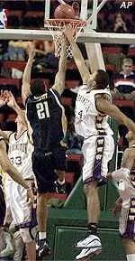 Men's Basketball Keeps Tourney Hopes Alive