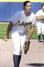 Cal Advances In The WCWS With 2-1 Win Over Oklahoma