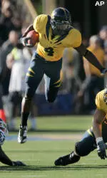 Football Prepares for an Early Conference Showdown at Washington State