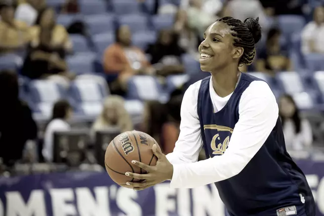 Reshanda Gray Named To USA Basketball Roster