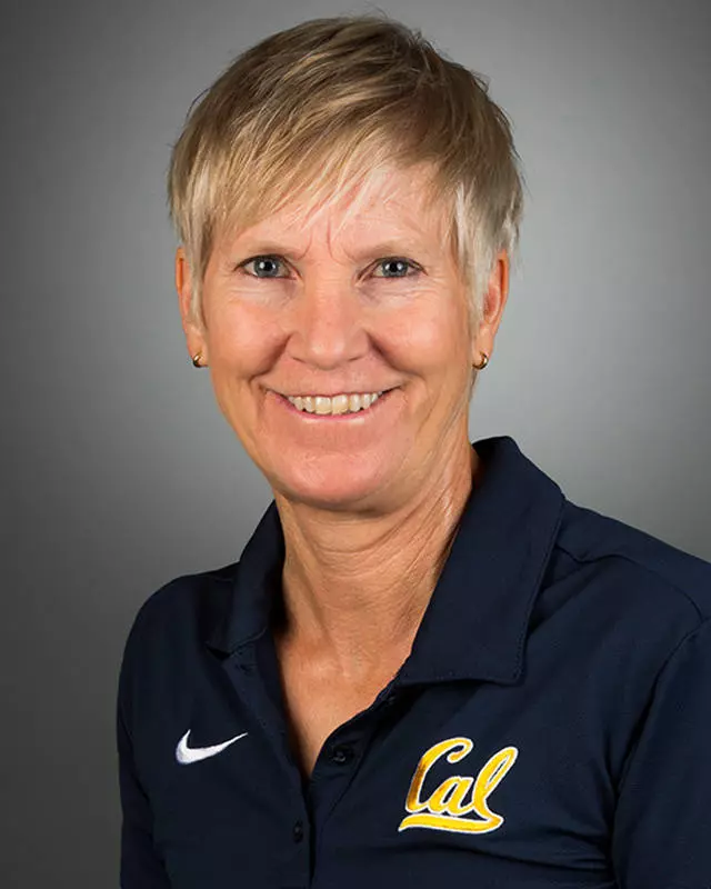 Shellie Onstead Biography