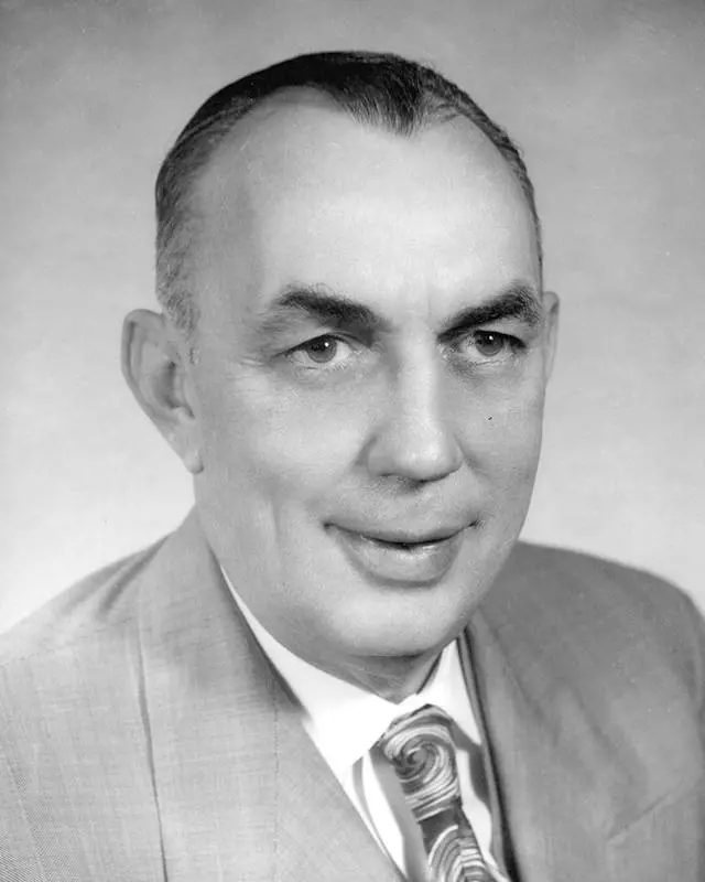 Brutus Hamilton Bio
