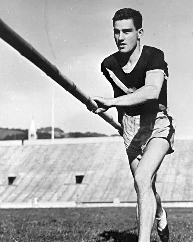 Guinn Smith Bio