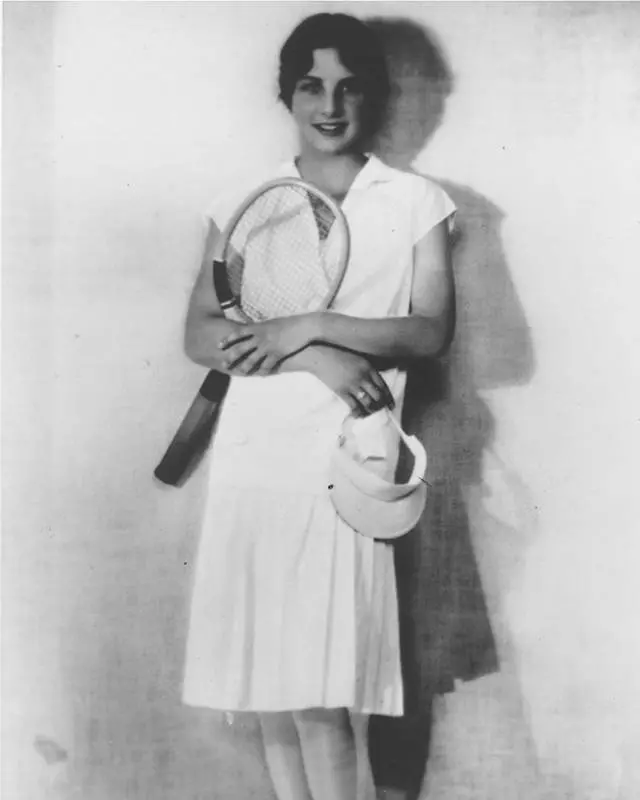 Helen Wills Roark Bio