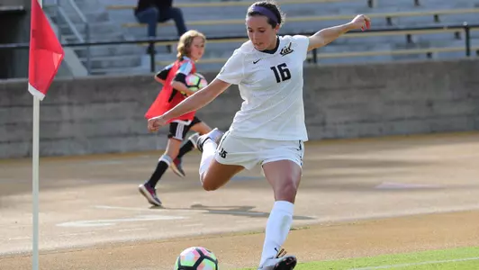 kelly fitzgerald corner kick