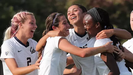 08192016 wsoc team celebration opener
