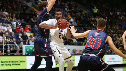 Marcus Lee vs. Saint Mary's 2017-18