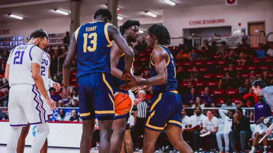 Cal Men's Basketball Team Huddle