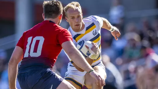 Nick Bloom Faces Defender at Arizona