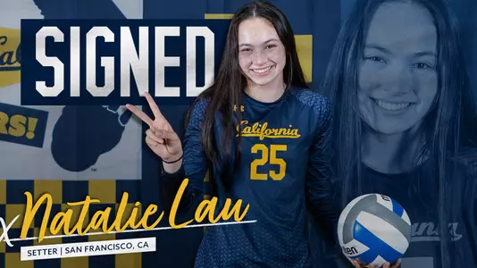 Natalie Lau signing