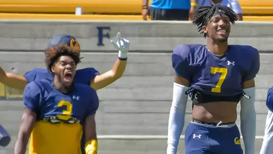 2022-08-20 Jeremiah Hunter J.Michael Sturdivant Bears Scrimmage To Close Out Second Full Week Of Camp