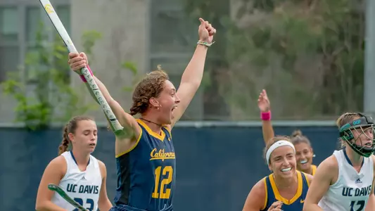 Bente Baekers vs UC Davis