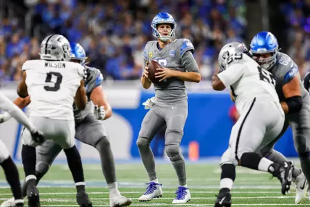 2023-10-31 Jared Goff Pro Bears NFL Week 8