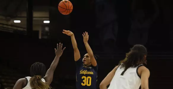 Jayda Curry jump shot