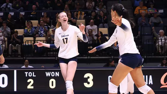 September 19, 2023; Berkeley, California, USA; Volleyball: California Golden Bears vs Stanford Cardinal at Haas Pavilion; Annalea Maeder (17) (Photo credit: Kelley L Cox/KLC fotos)