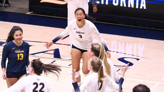 September 19, 2023; Berkeley, California, USA; Volleyball: California Golden Bears vs Stanford Cardinal at Haas Pavilion; Maggie Li (3) (Photo credit: Kelley L Cox/KLC fotos)