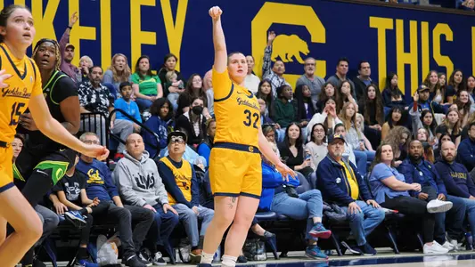 Ioanna Krimili shoots against Oregon