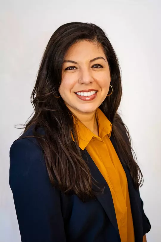 Tayler Perez headshot