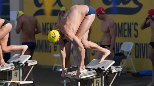 Bjorn Seeliger diving in