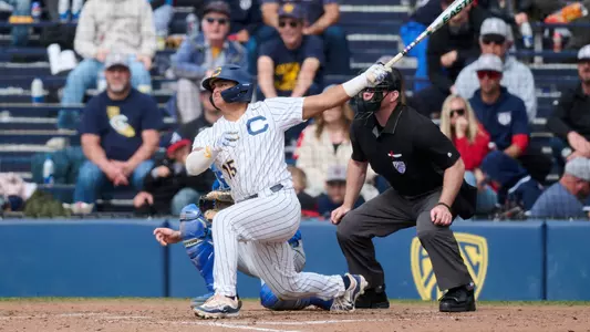 Caleb Lomavita swinging