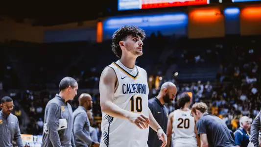 Men's Basketball: Jayden Karapetian