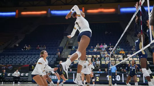 Mikayla Hayden, UC Davis 2025