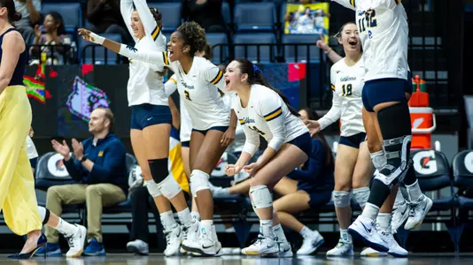 Ashleigh Woodruff, Elise Lau vs. Louisville 2025