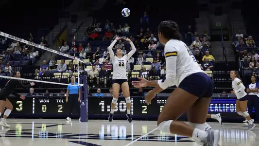 October 3, 2025; Berkeley, CA, USA; VB: Cal Volleyball vs Louisville Haas Pavilion. Maria Stirbu (Photo credit: Al Sermeno/KLC fotos)