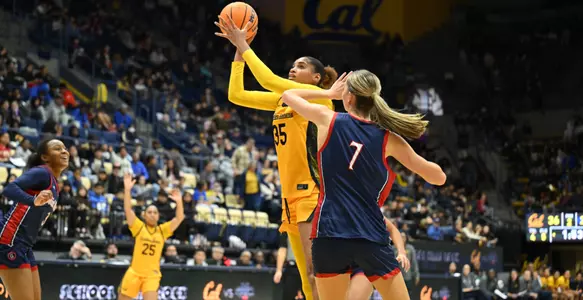 Cal's Sakima Walker scoring against Saint Mary's 11.20.25