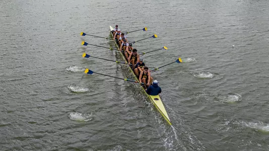 MROW: Cal varsity eight at the Redwood Shores Invitational