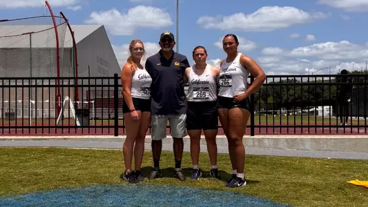 Women's hammer thrower qualifiers at 2025 West Regionals