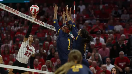Mikayla Hayden, Dominique Phills at Nebraska 2025