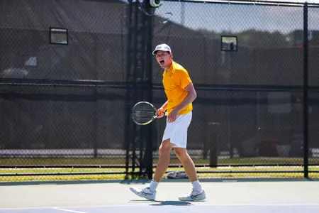 Lenn Qualifies for NCAAs
