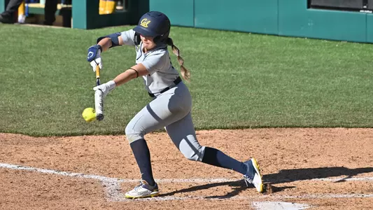 Kayla Lee bunt