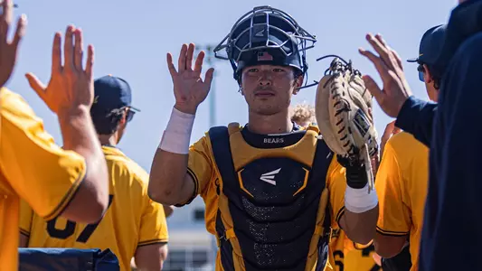 Hideki Prather Dugout High Fives