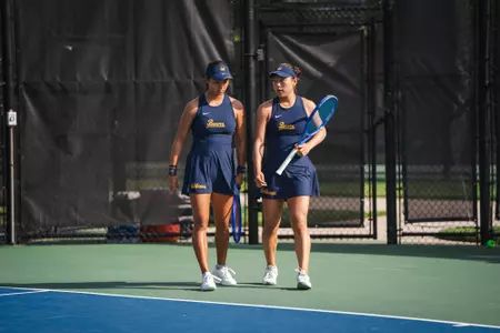 Xu and Mushika compete in the doubles pre-qualifying draw at the ITA All-American Championships