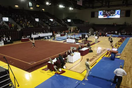 2011-163-010_MAC_gymnastics_championship1.jp