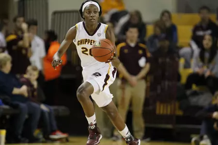 Cotton records career first double-double